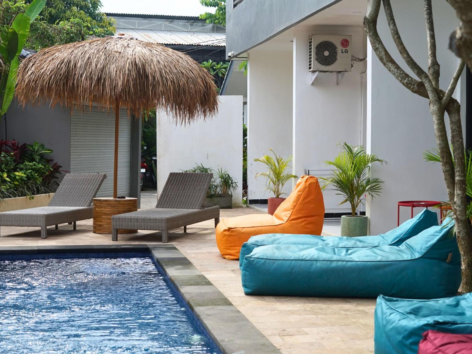 Summer Of Surf Hostel Uluwatu Ungasan  Luaran gambar