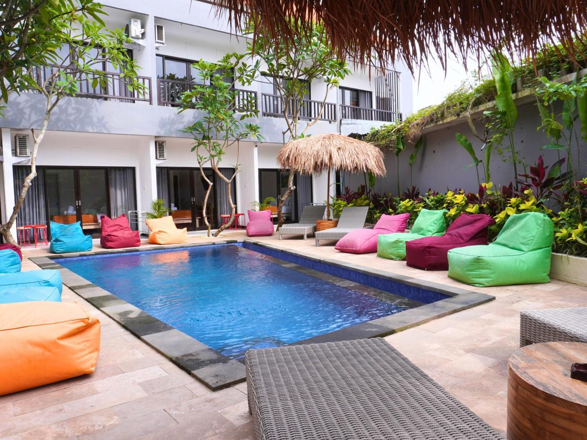 Summer Of Surf Hostel Uluwatu Ungasan  Luaran gambar
