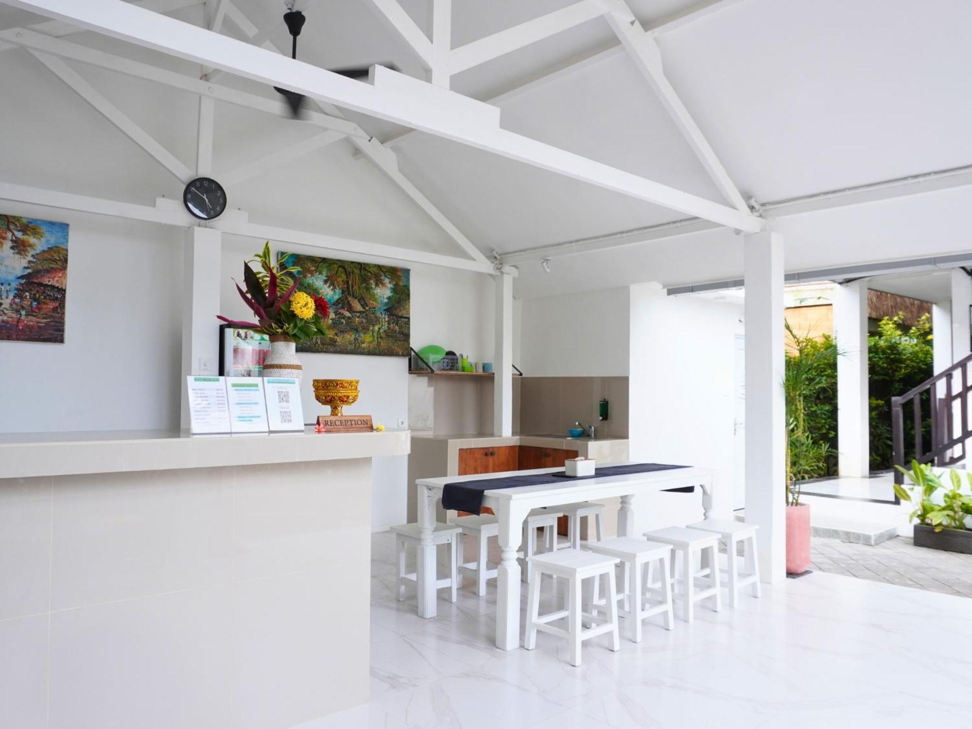 Summer Of Surf Hostel Uluwatu Ungasan  Luaran gambar